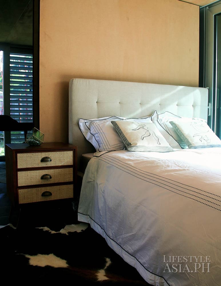 The interiors of the Simple House is furnished by Philux