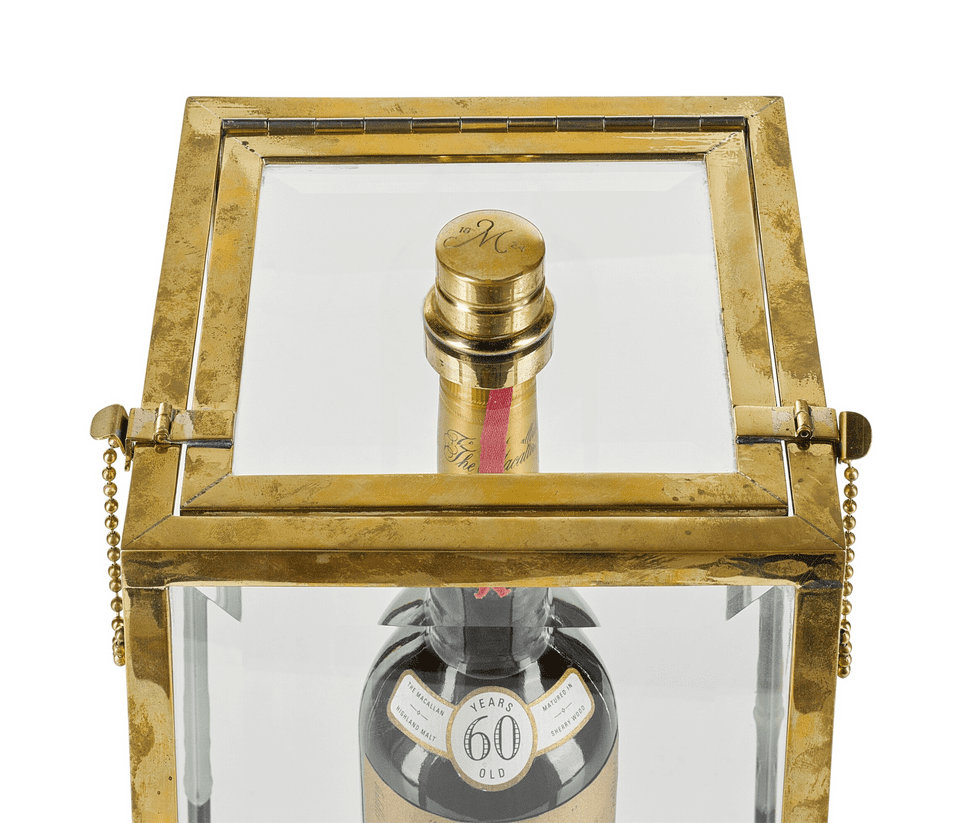 Another close-up of the Macallan 1926