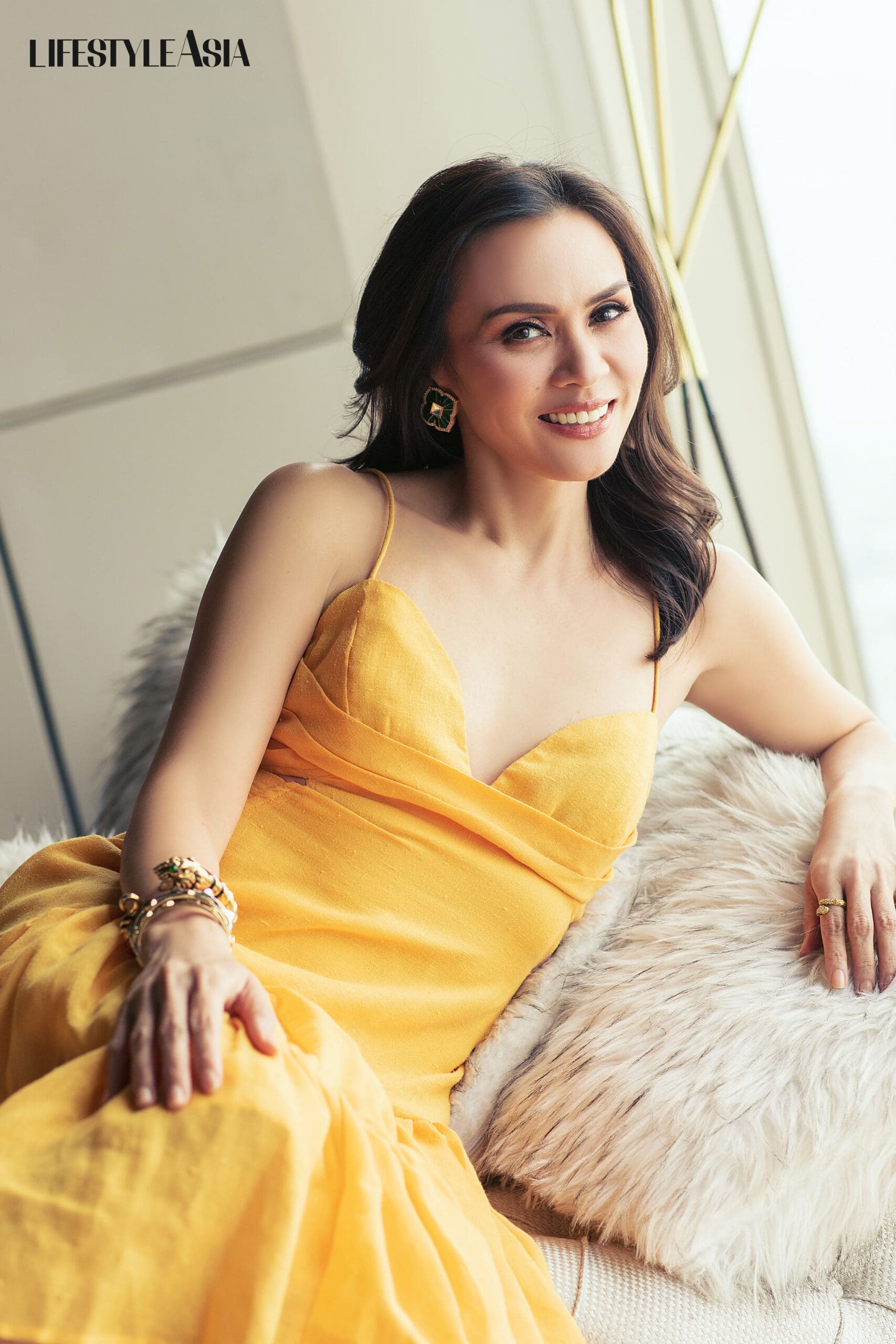 Professional host, actress, and speaker, Issa Litton