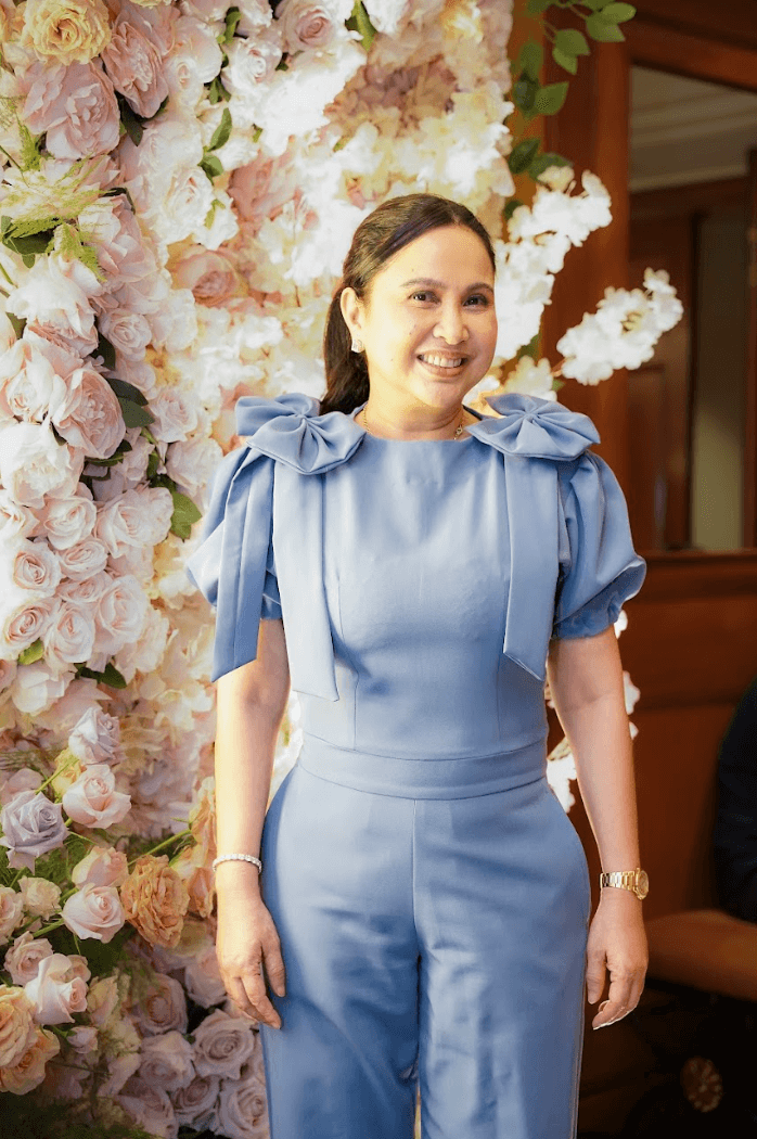 Kamiseta Skin, a brainchild of founder and CEO Cris Roque, was born with a vision of making beauty accessible to everyone. 