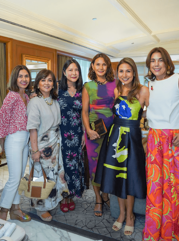 Guests were captivated by their knowledge and passion for skincare. The floor was opened for questions, and the audience eagerly participated, showing their thirst for knowledge in the world of beauty and skincare.