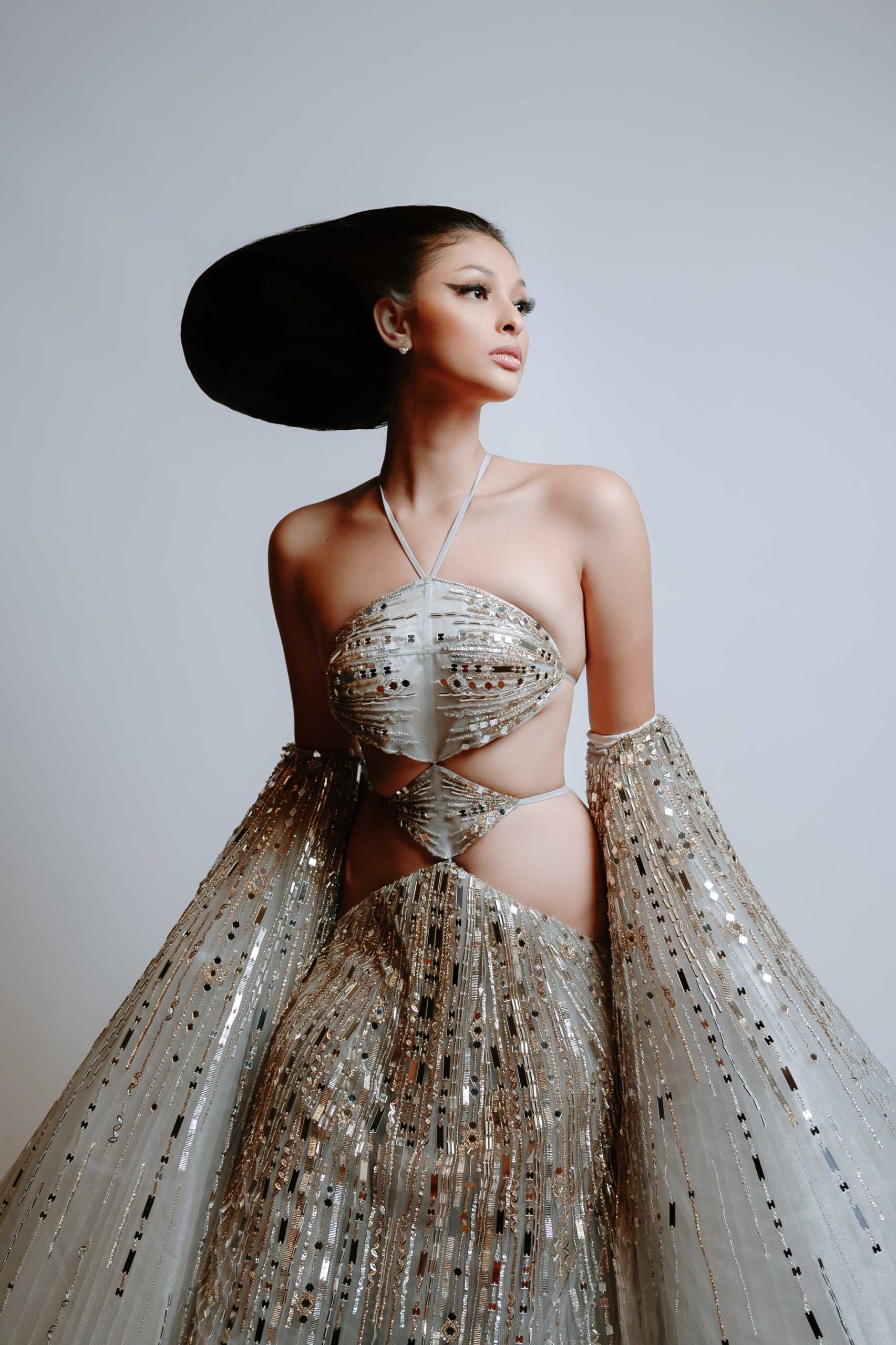 Elegance brims in Libiran’s creations