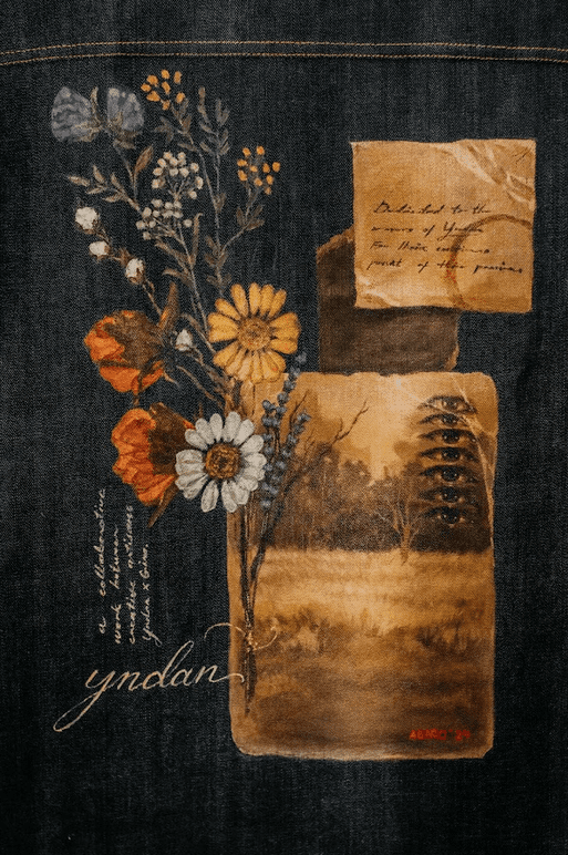 Close-ups of Gino Abiño vibrant and surreal works on YNDAN textiles