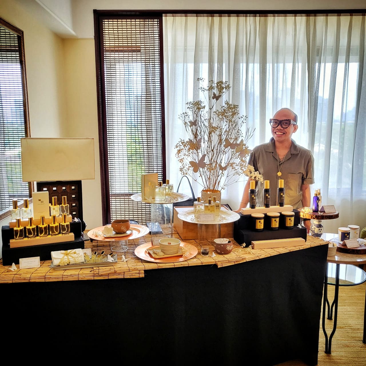 Oscar Mejia III is a natural perfume connoisseur who started a corporation in 2019