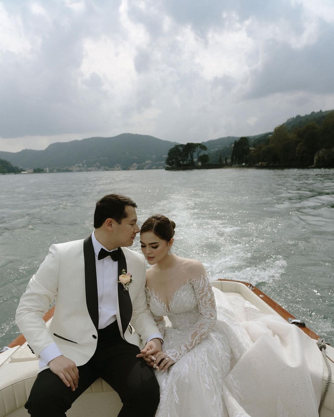 Image gallery image
