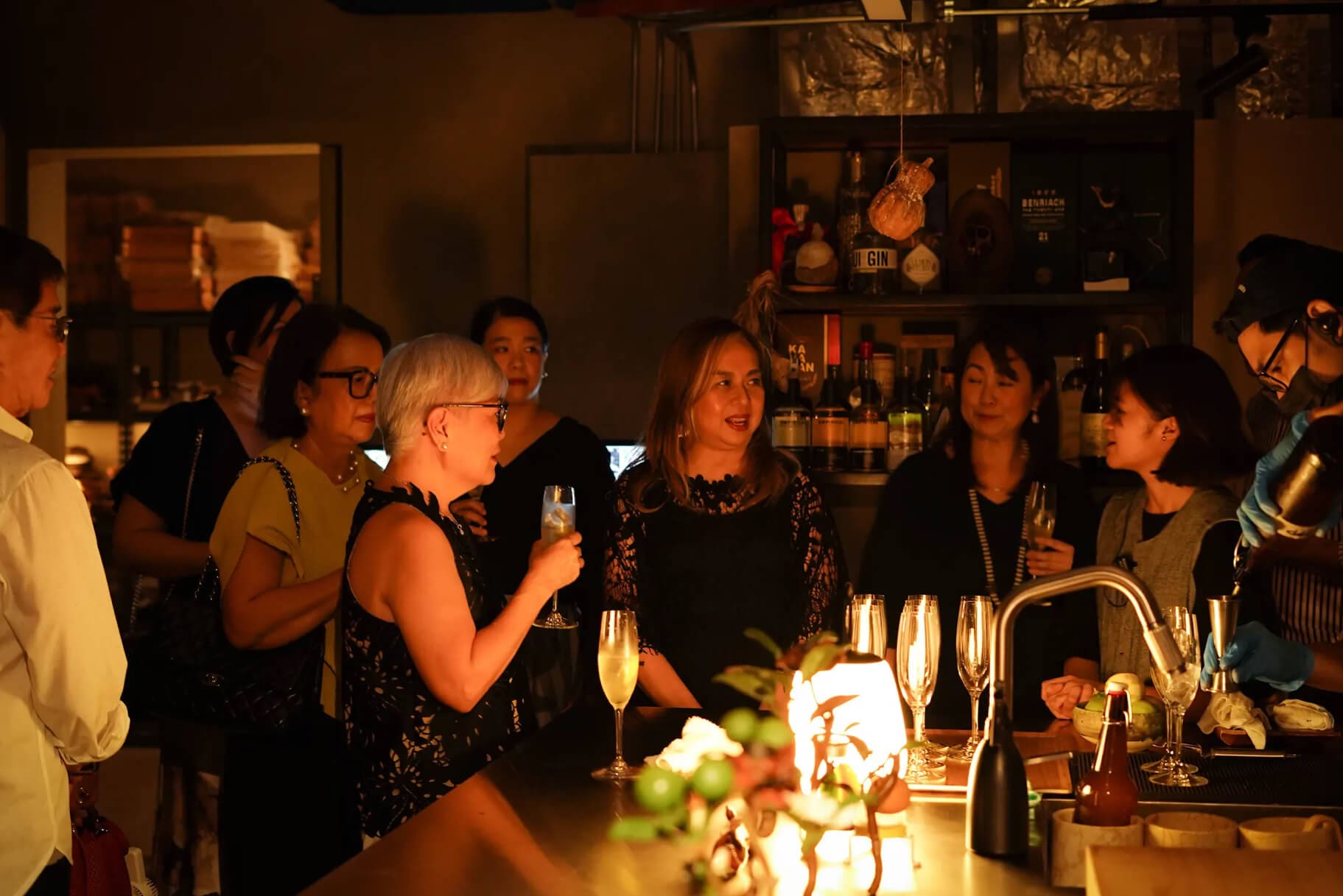 BPI Division Head of Southern Metro Manila engages with BPI Gold clients and exchanges feedback and insights about BPI Gold.