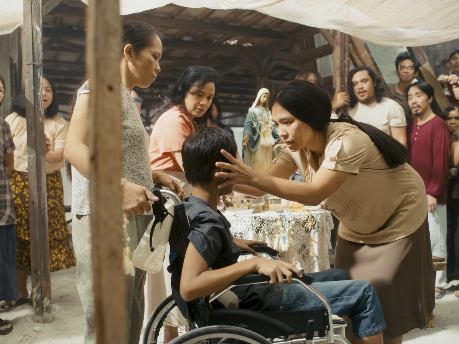 Actress Aicelle Santos steps into the role of Elsa, the movie's protagonist