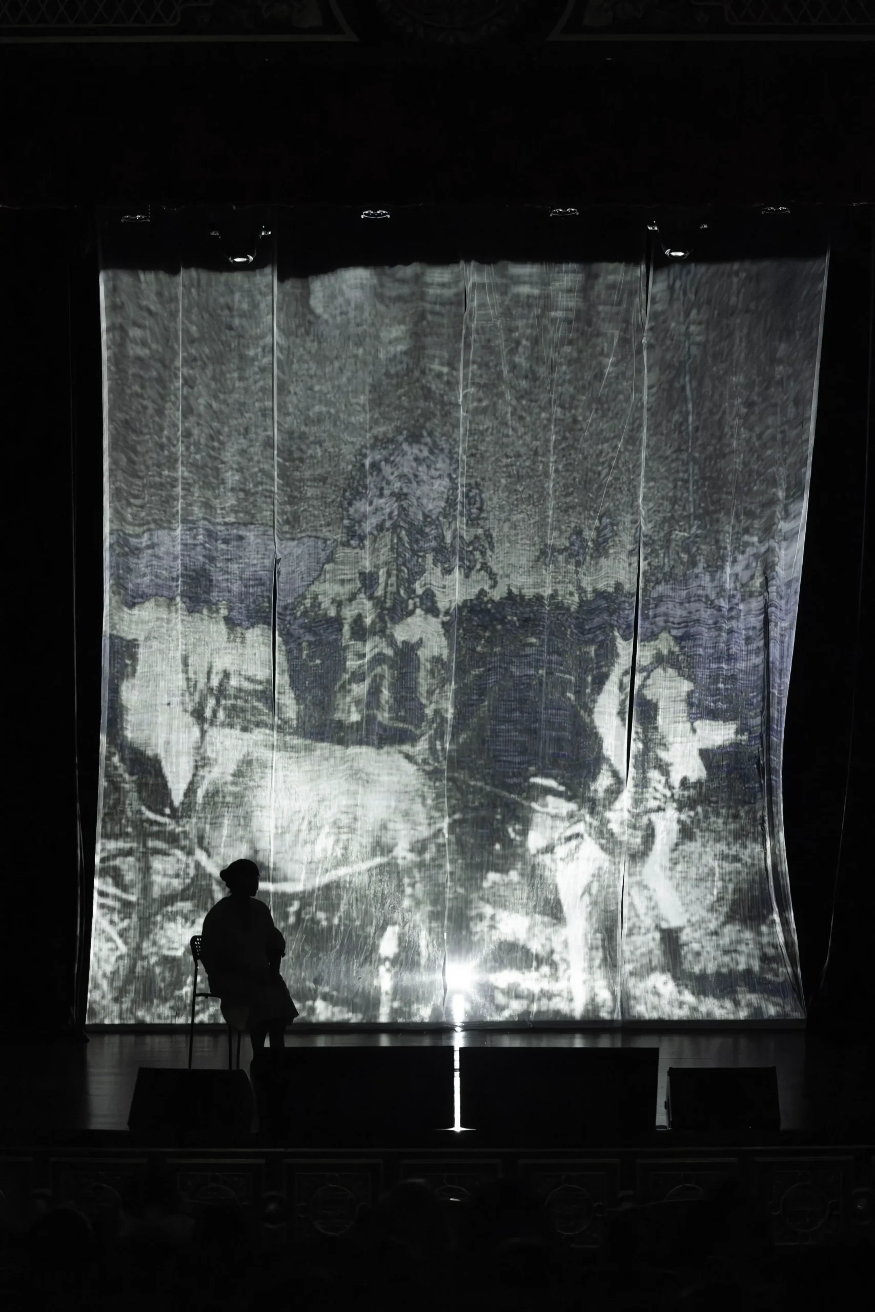 "My Tropical Body and Seasonal Rhythm" by Anna Bernice delos Reyes/Photo by Niño Consorte of Seeing Things