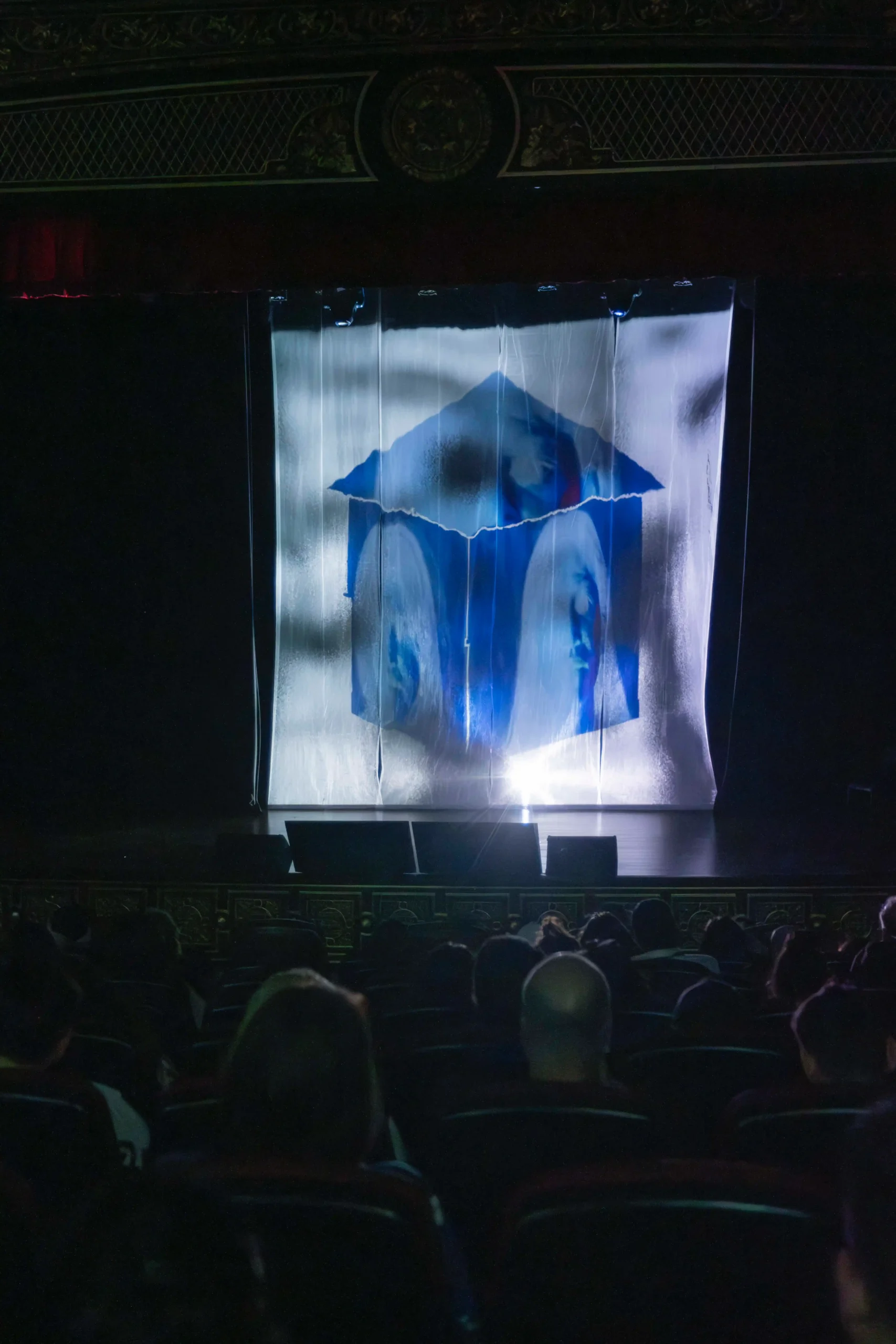 "The Sisterhood of Filipino Nannies" by Ana Santos. (Photo by Niño Consorte of Seeing Things)