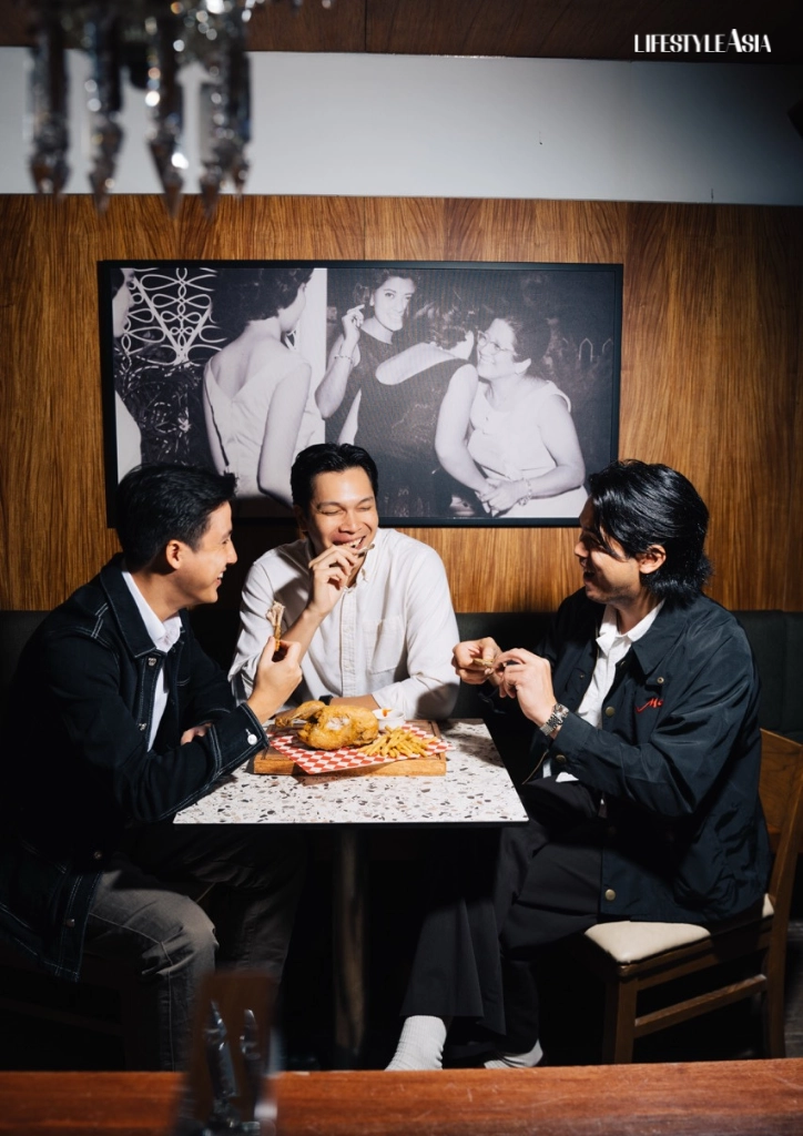 Max’s Restaurant Honors 80 Years Of Fried Chicken 