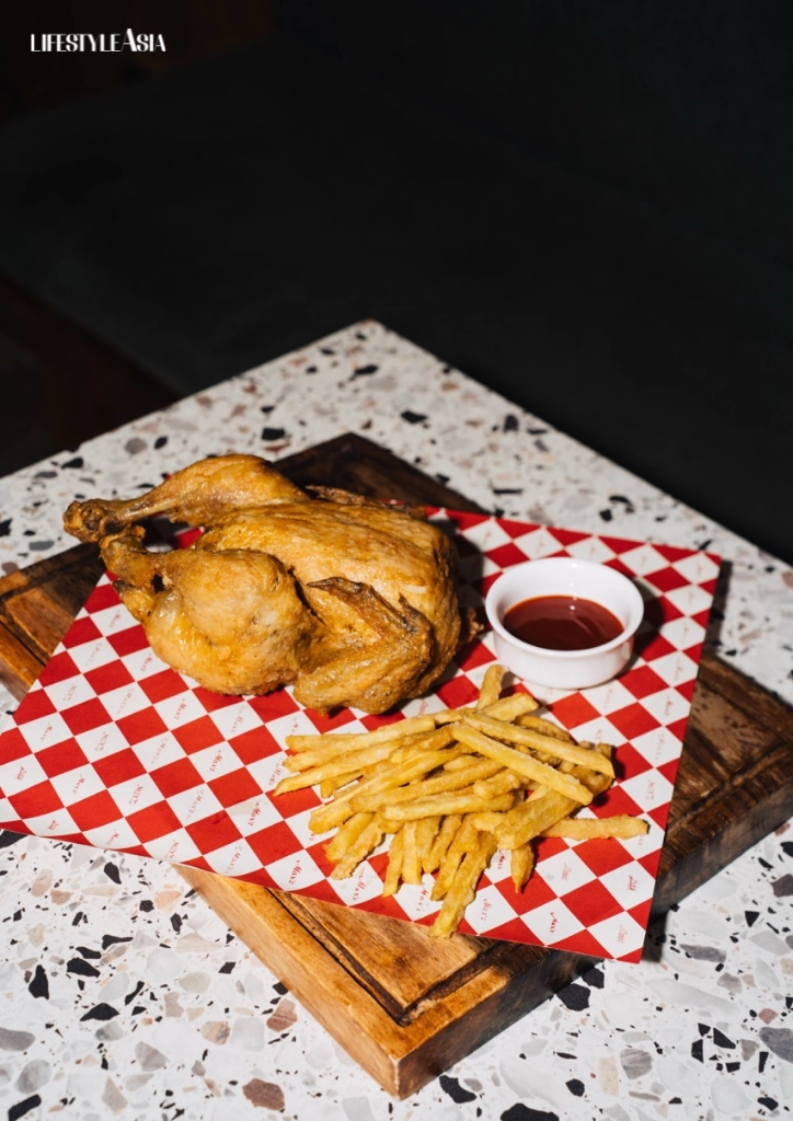 Max’s Restaurant Honors 80 Years Of Fried Chicken 