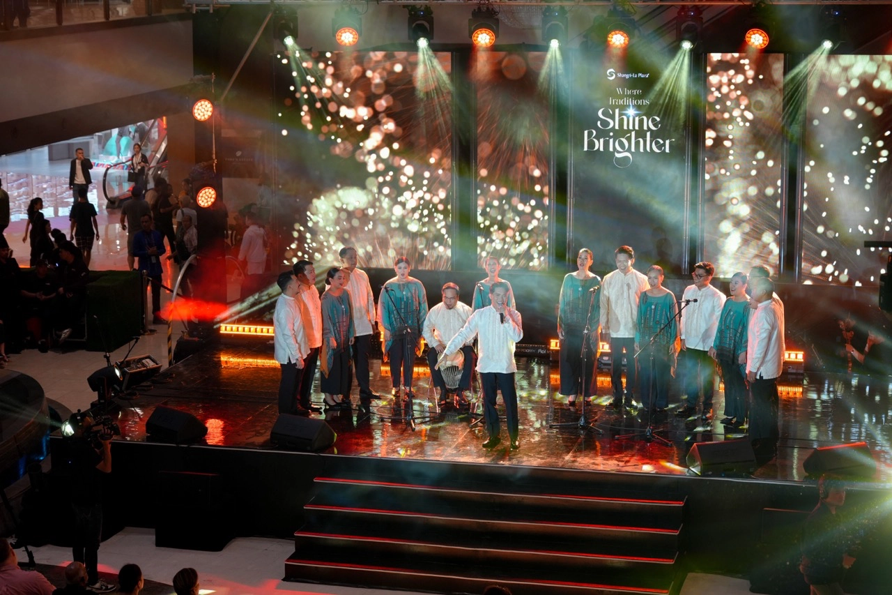 Shangri-La Plaza Brightens The Season With A Symphony of Sparkle holiday Christmas