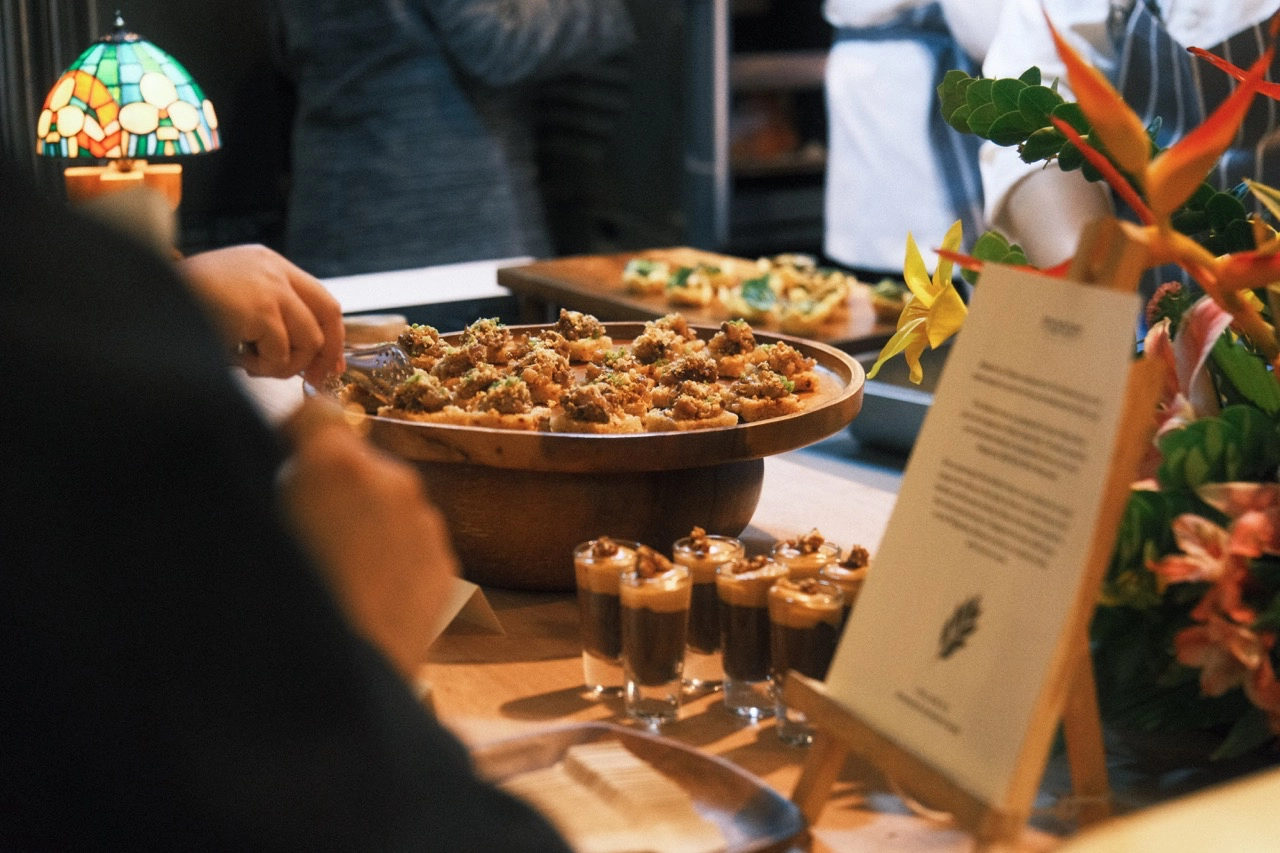 Doreen Fernandez and Edilberto Alegre Exploding Galaxies Sarap Palayok